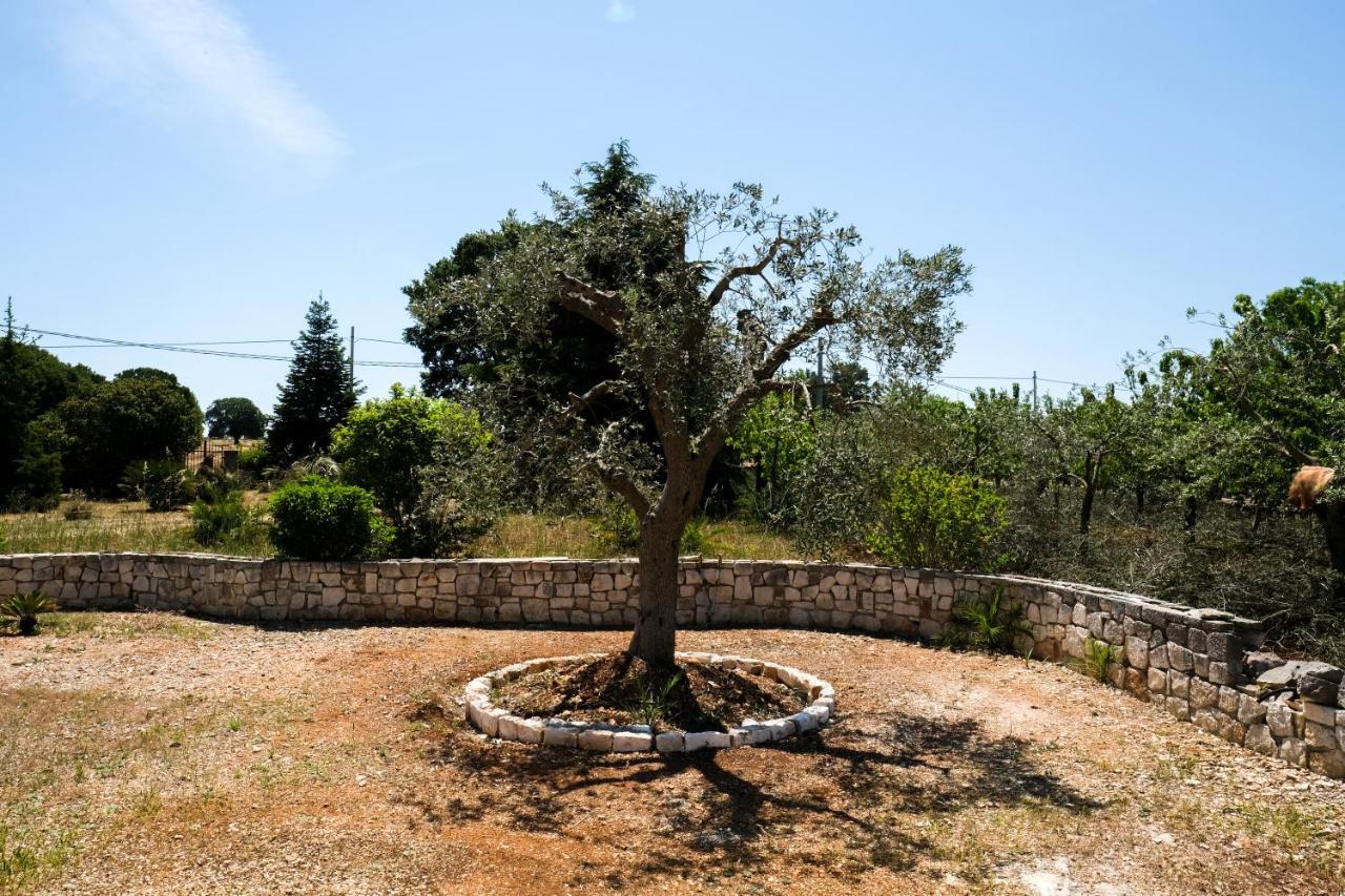 Trullo Elvira & Luigi Monopoli Exterior foto