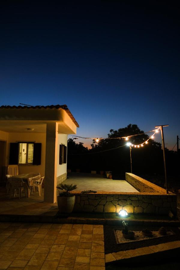 Trullo Elvira & Luigi Monopoli Exterior foto